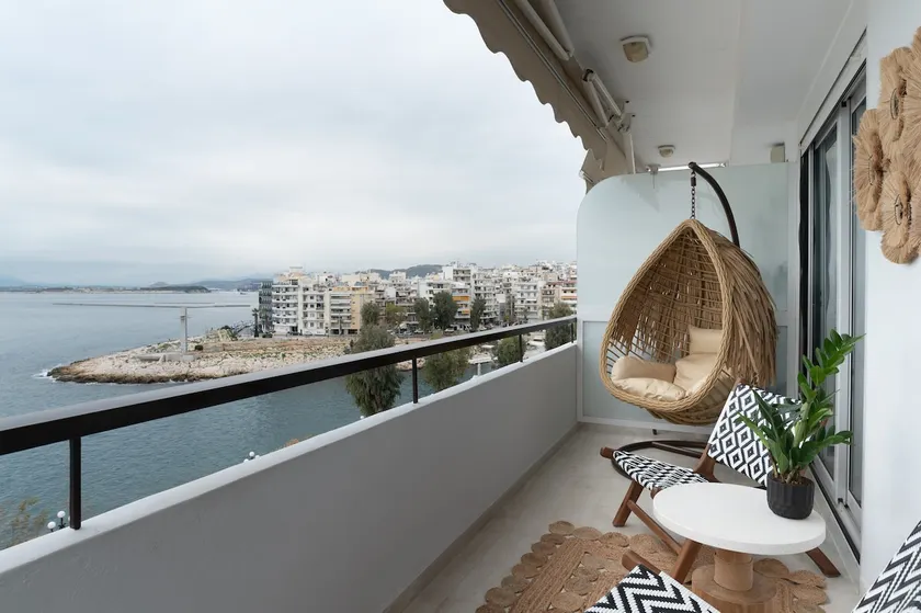 Blue Chill Paradise Seaview Suite w/ Kingbed - Image 1