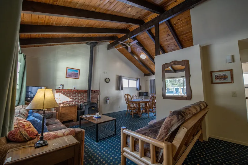 Gull Lake Lodge - Image 1