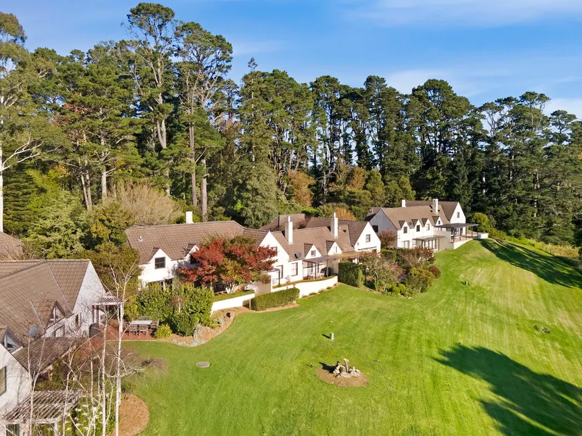 Milton Park Villa 3 - Image 1