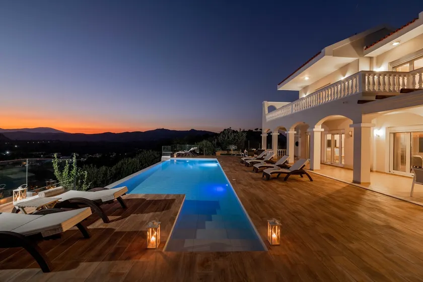 Villa Kamos - Image 1