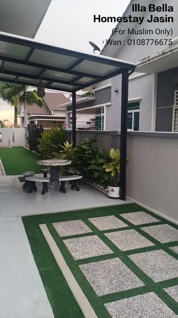 illa Bella Homestay Jasin - Image 1