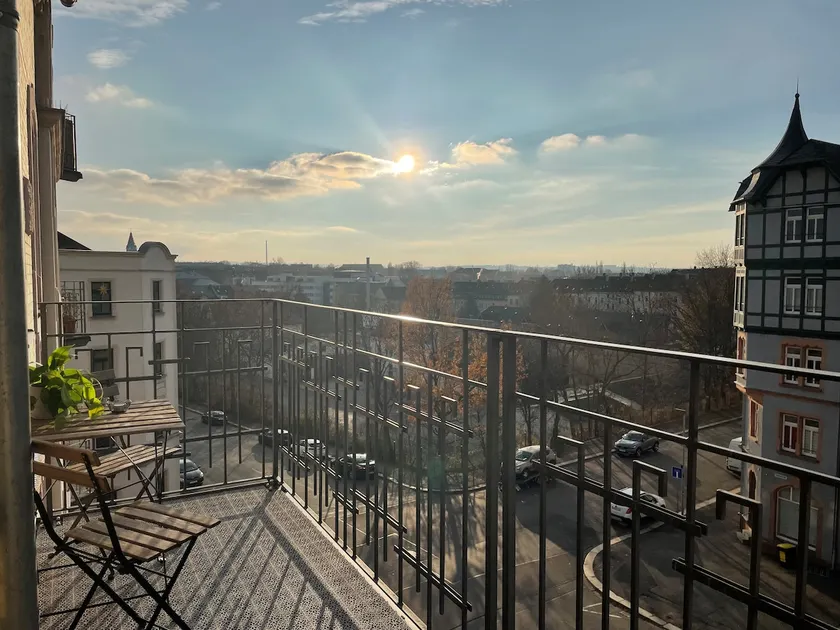 South-facing balcony over Chemnitz - Image 1