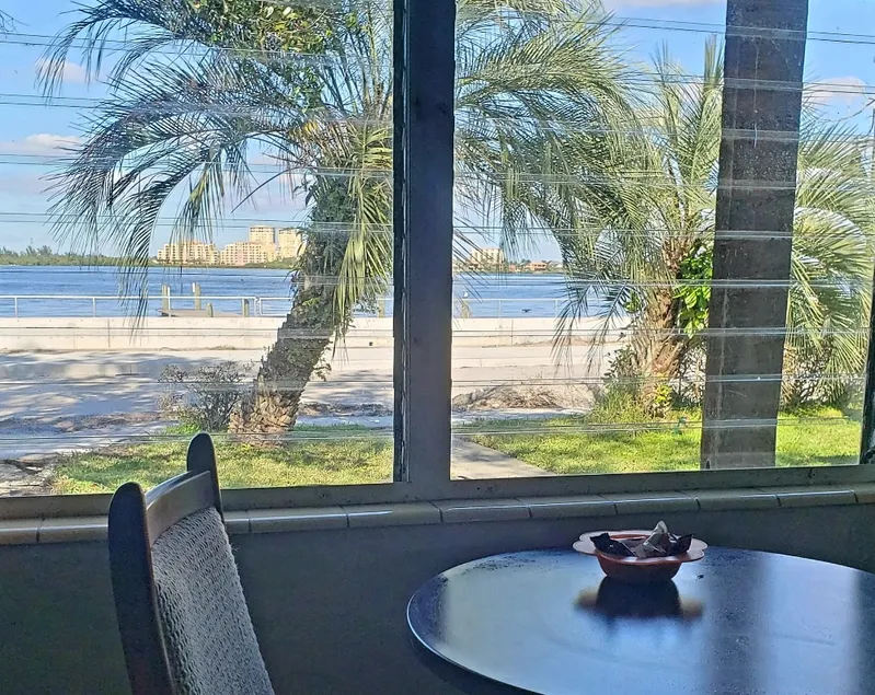 Suite Waterfront River Downtown Bradenton - Image 1