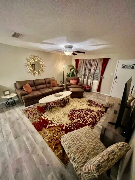 Marguerite: Game Room/King Suite/Dog-Friendly - Image 1