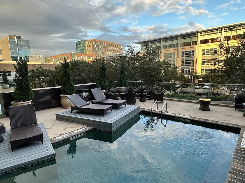 Luxurious Apt Fully Furnished! - Image 1