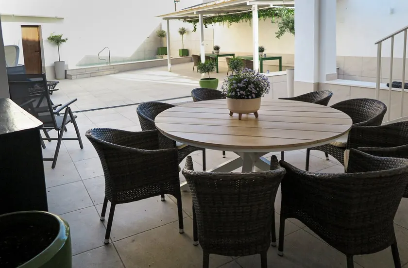 Tomé, “exclusive house” guesthouse - Image 1
