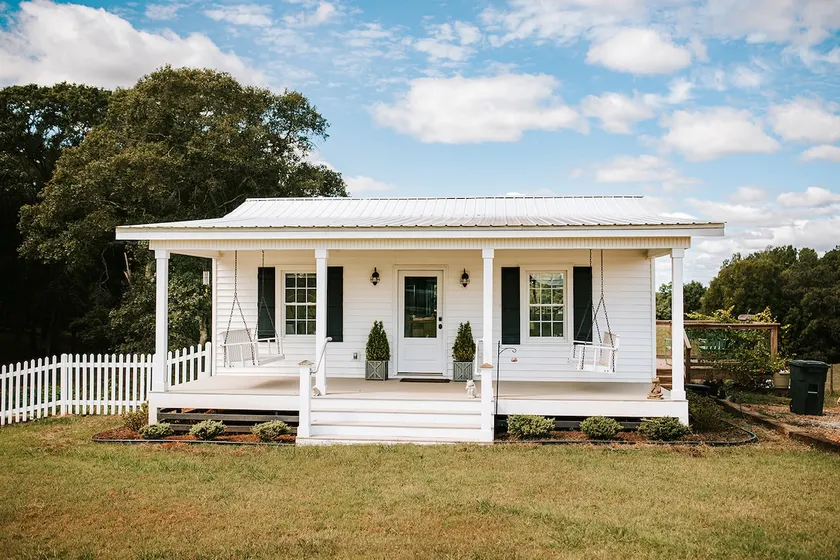 Adorable Cottage on a Storybook Farm - Image 1