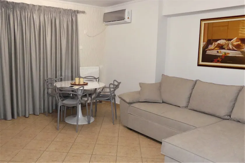 Elena's apartment - Image 1