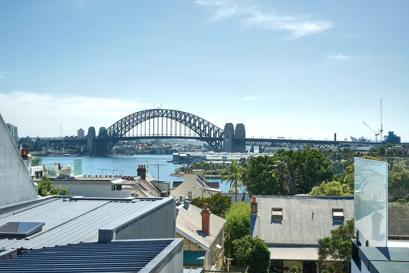 Retreat on Darling - Harbour Views 3 Bed - Image 1