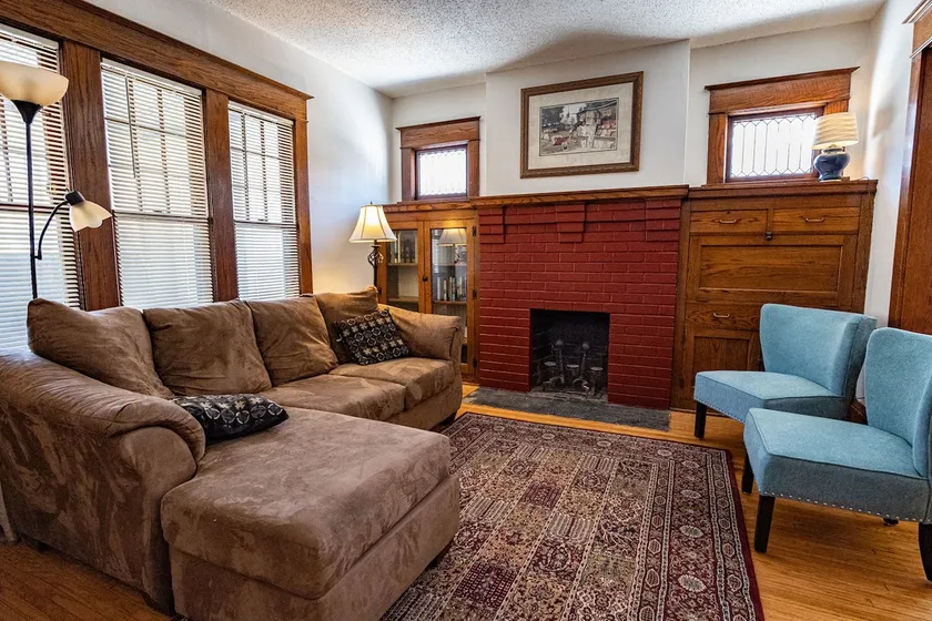 Newly renovated Craftsman style Midway home - Image 1