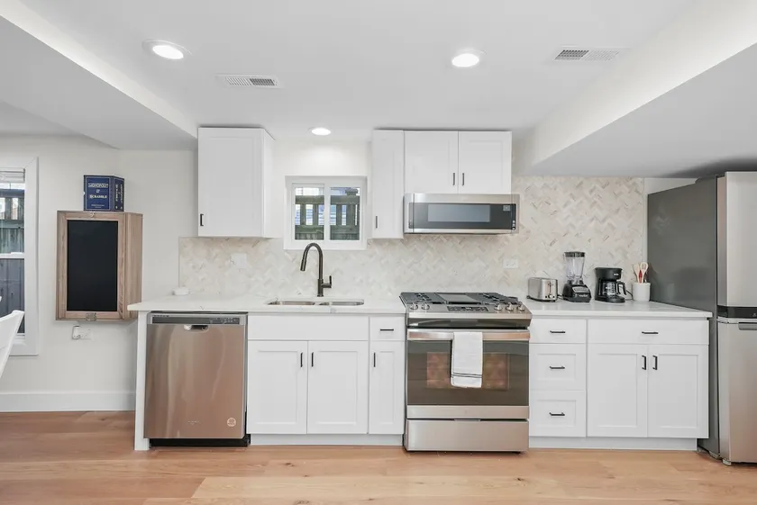Modern apartment in great central location! - Image 1