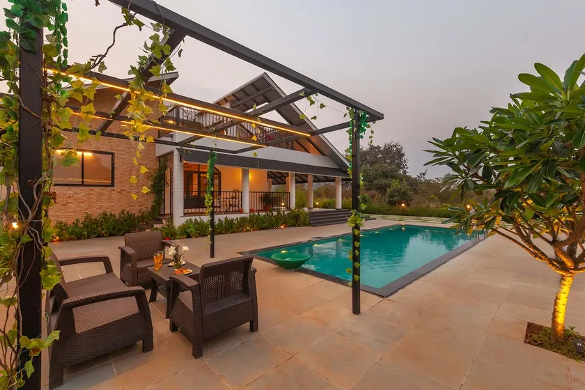 2BR|Pvt Pool Luxe|StayVista| Soul Serenity| Nashik - Image 1
