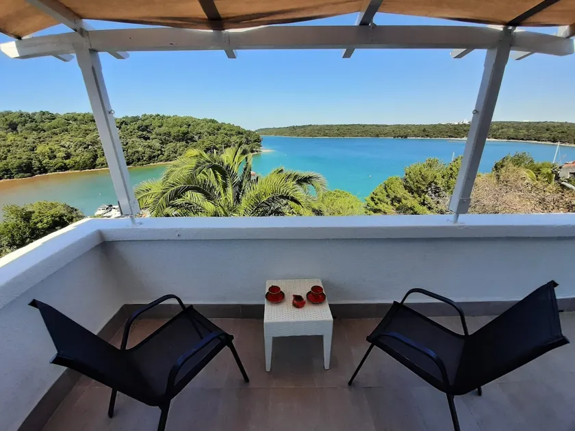 Nora, a big terrace by the sea - Image 1