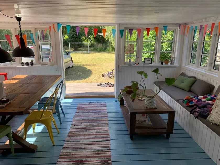 The summer house with built-in coziness - Image 1
