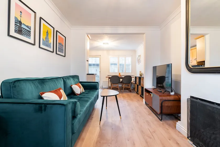 Modern Terraced House - Image 1