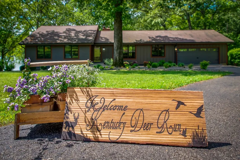 Luxury Lakeside Cabin Wheelchair Accessible w Dock - Image 1