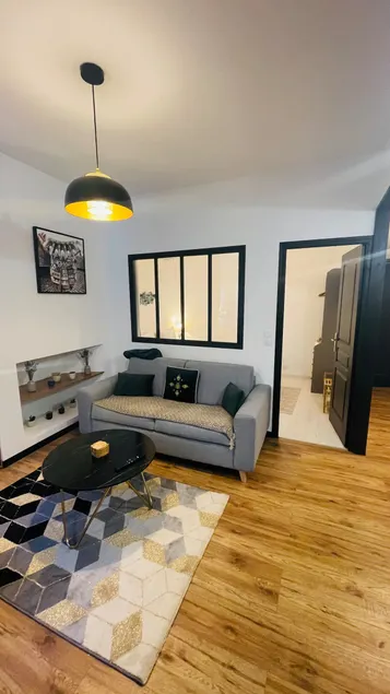 Cosy and panoramic garden - Image 1