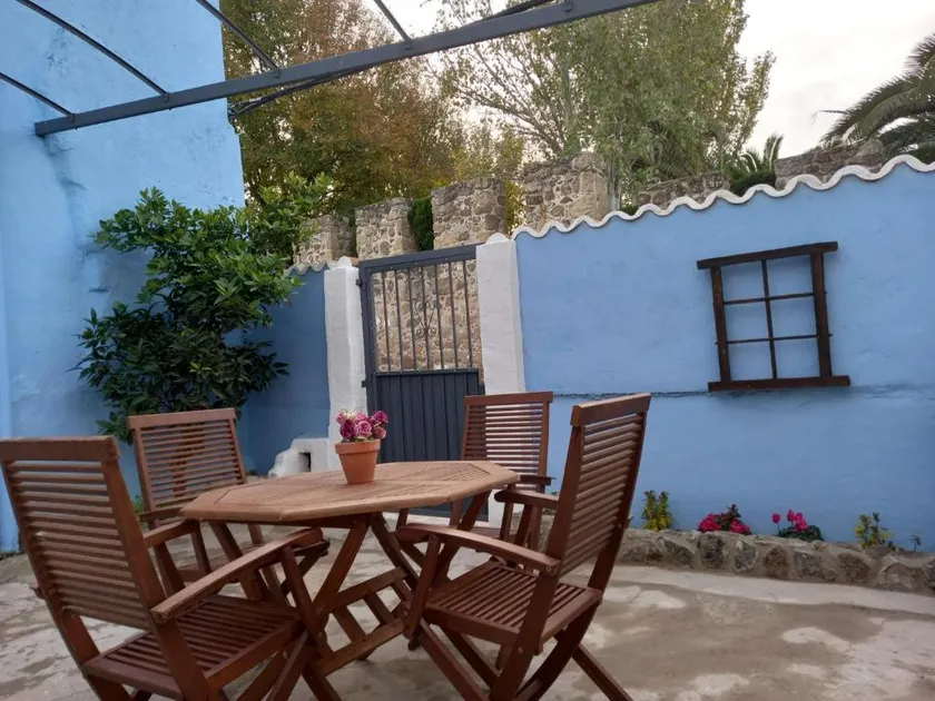 Charming country house - Image 1