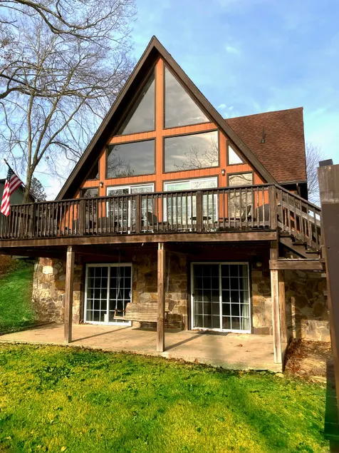 Boone Lake Retreat - Image 1