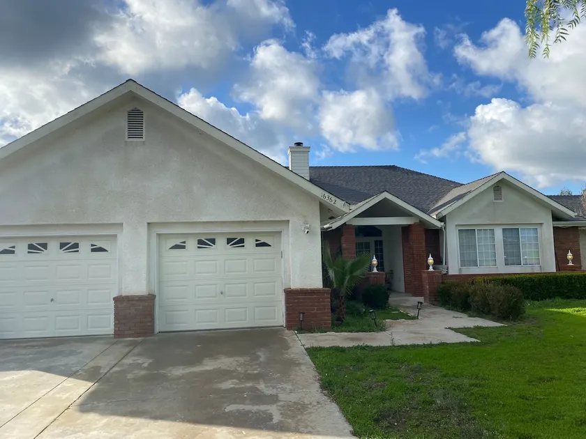 Beautiful peaceful desirable home in Madera Rancho - Image 1