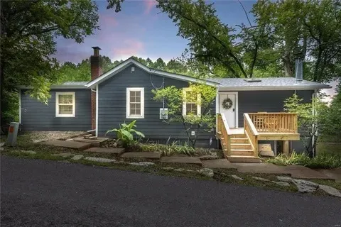 Entire House in House Springs - Image 1