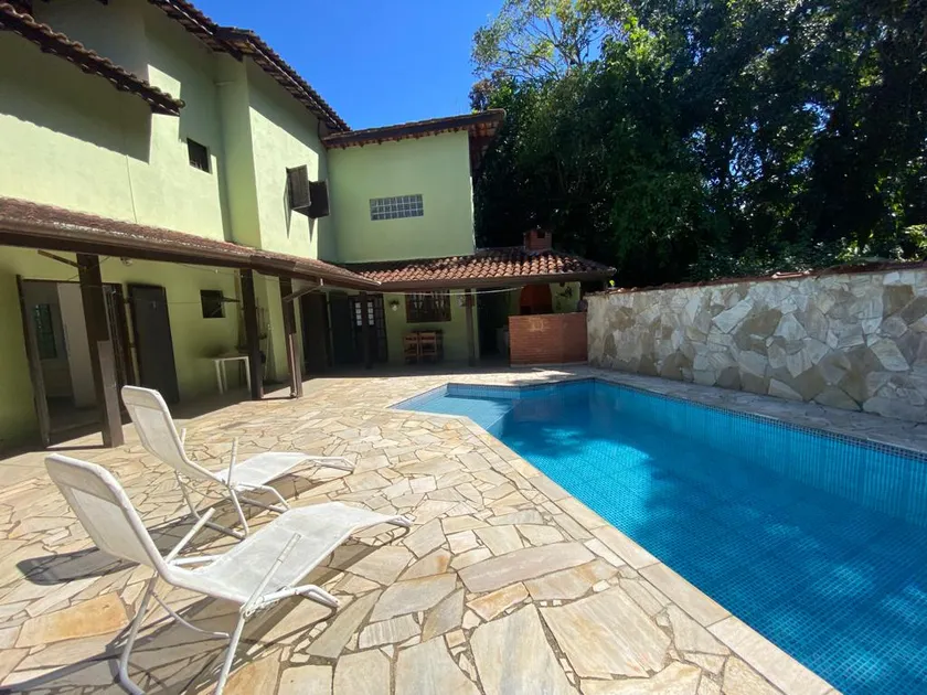 Swimming pool, barbecue grill and fitness center - Image 1