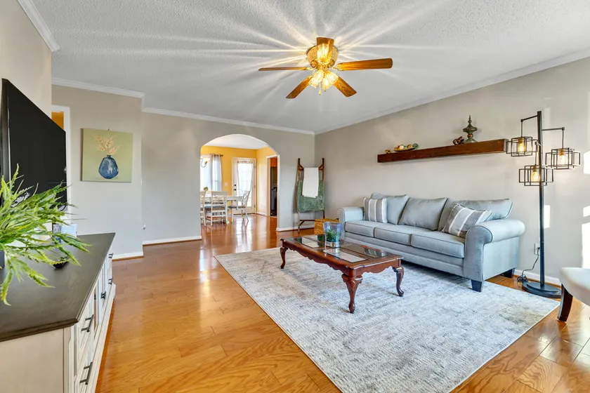 Private Patio | Free Parking | Rural | WiFi | Cozy - Image 1