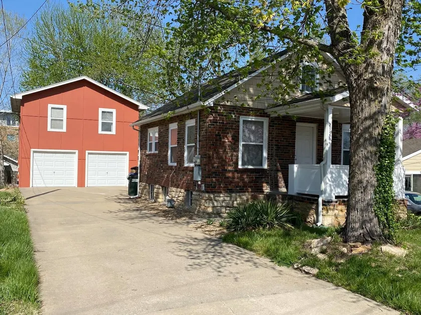 Adorable 1 bedroom guesthouse 5 min from DWTN / KU - Image 1