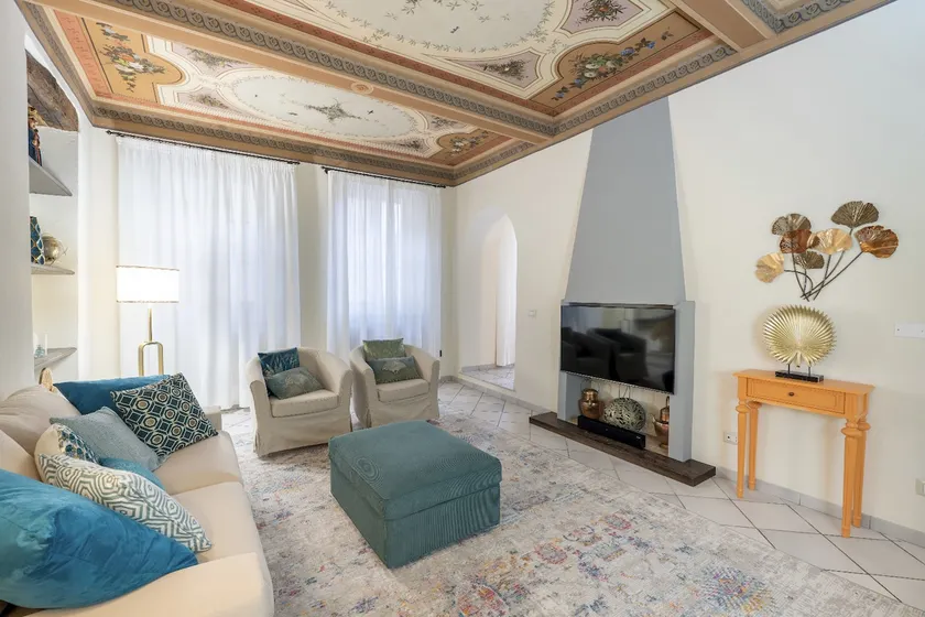 Piazza Grande Boutique Apartment - Image 1