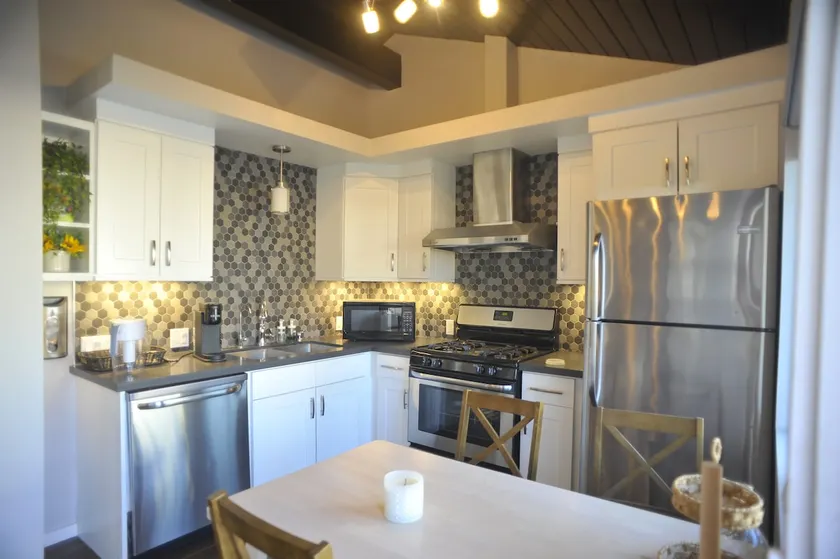 Adorable 2Bed 2Bath guesthouse in San Gabriel - Image 1