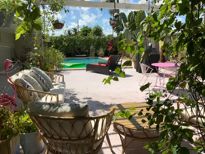 Casa Barcelona -Private Garden-Pool Oasis - Image 1