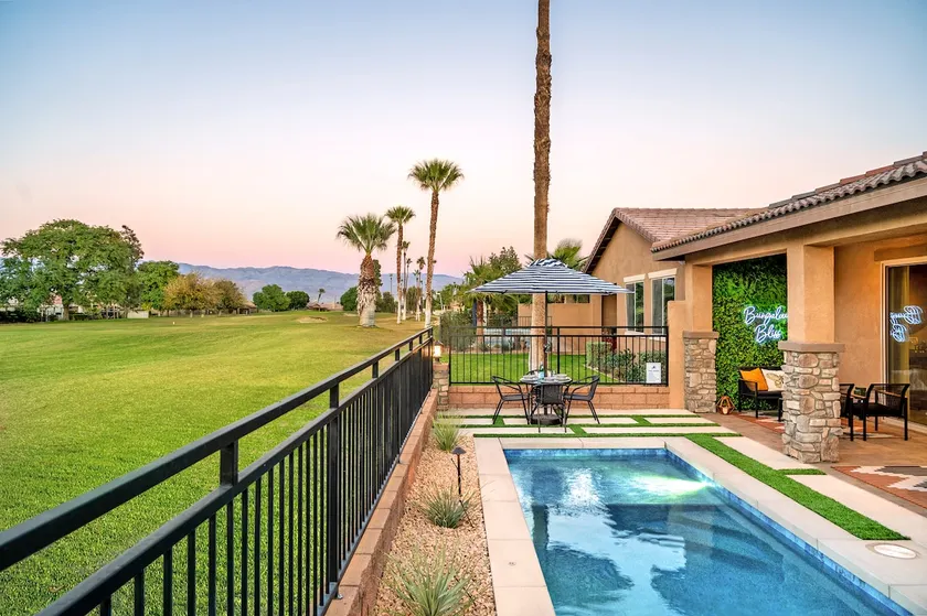 Heated Saltwater Pool & Spa | On Golf Course | EV+ - Image 1