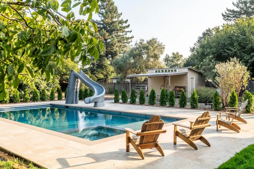 [Egg Farm Ranch] Heated Pool - Water Slide - Hot Tub - Dog Friendly - Image 1
