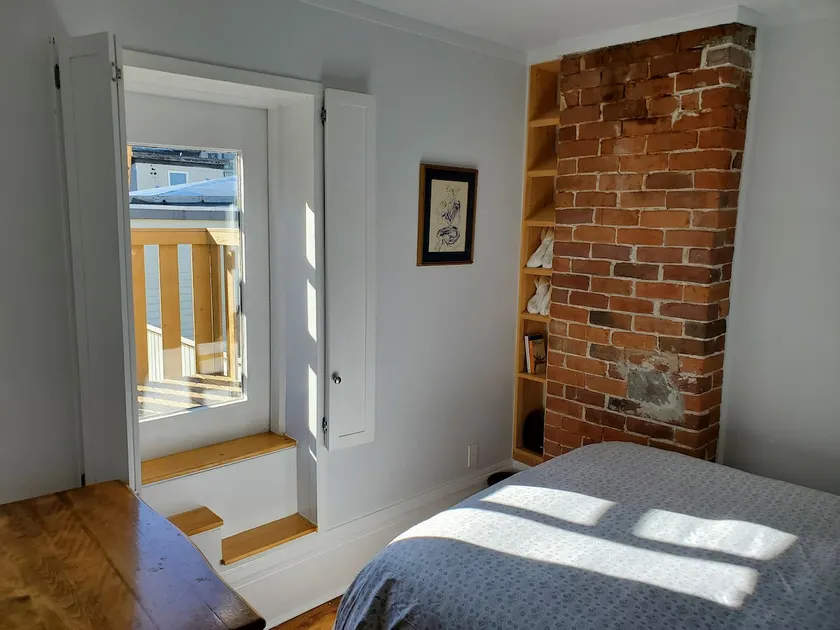 Cozy 1 br in the heart of the city Private balcony - Image 1