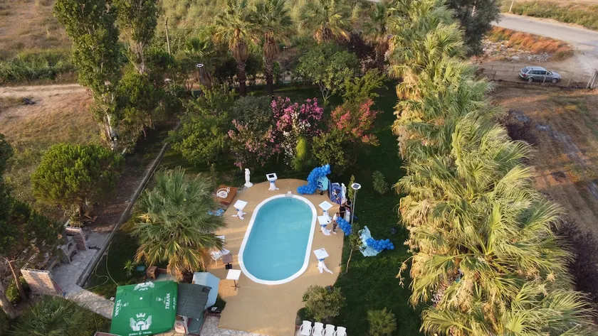 Private Luxury Villa with pool Party's & Event's - Image 1