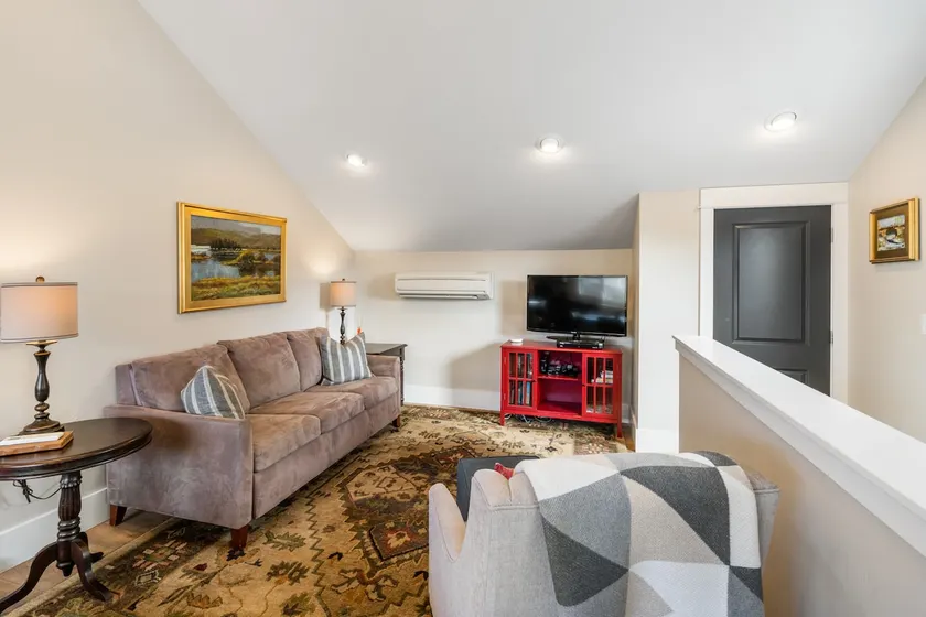 Luxury Studio in Desirable Bozeman Neighborhood - Image 1