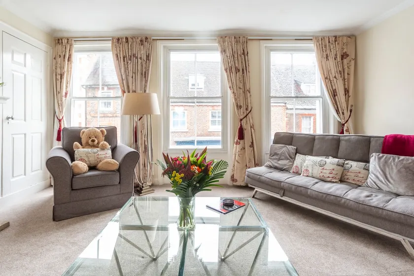 The Hideaway, lovely cosy place in Blandford Forum, Dorset - Image 1
