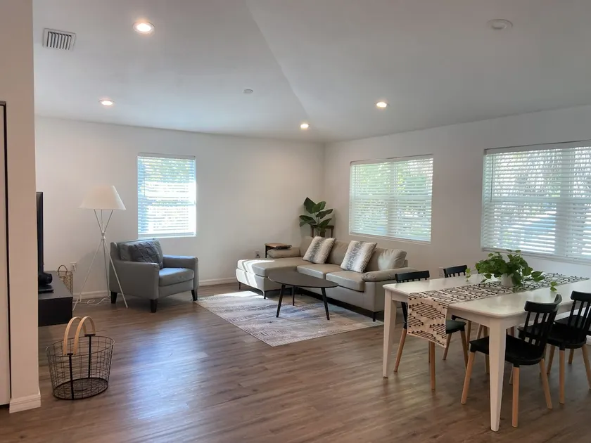 Grnd Floor Retreat near Anna Maria Beaches.Beach days-Easy parking-Room to relax - Image 1
