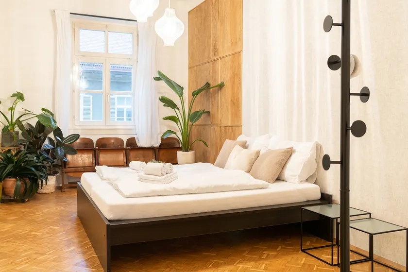 Stay at a café | Designer Apartment - Image 1