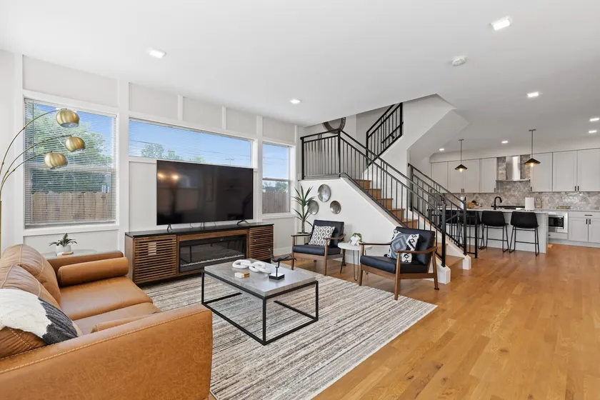 Perfect for Groups! 5 BR Denver Retreat - Sleeps10 - Image 1