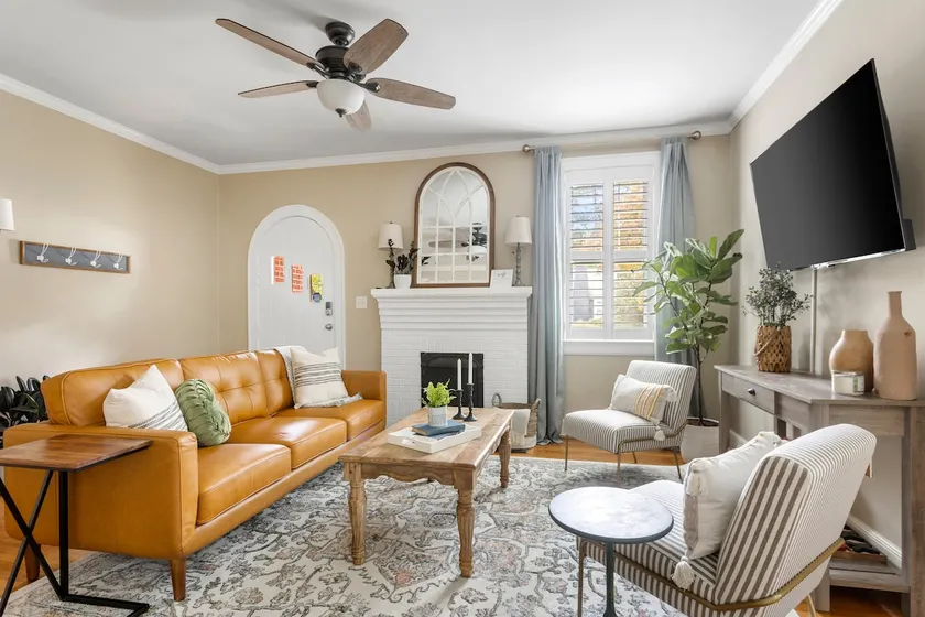 Lush 4BR on Lincoln - Image 1