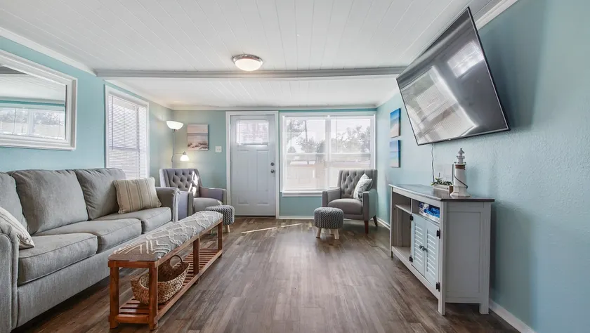 Cozy Cottage in Florida Panhandle - Image 1
