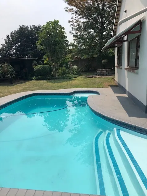 Welcoming One Bedroom Flatlet with Pool - Image 1