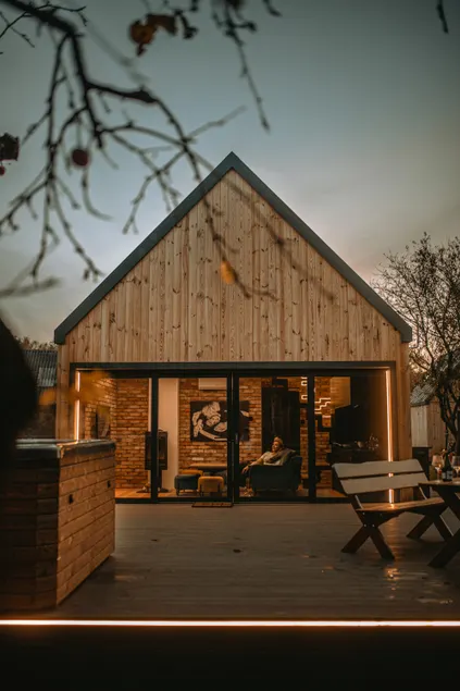 Chill House - Image 1