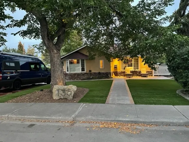 Adorable 1 bedroom, 1 bath, kitchen, full laundry - Image 1