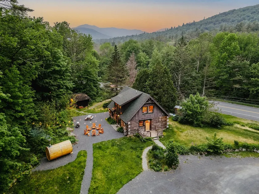 The Log Cabin • Hot Tub • Sauna • Swimming Hole - Image 1