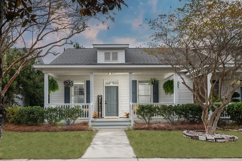 Encanto of the Lowcountry in Old Town Bluffton - Image 1