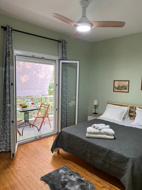 Fully Equipped apartment next to the Subway stop! - Image 1