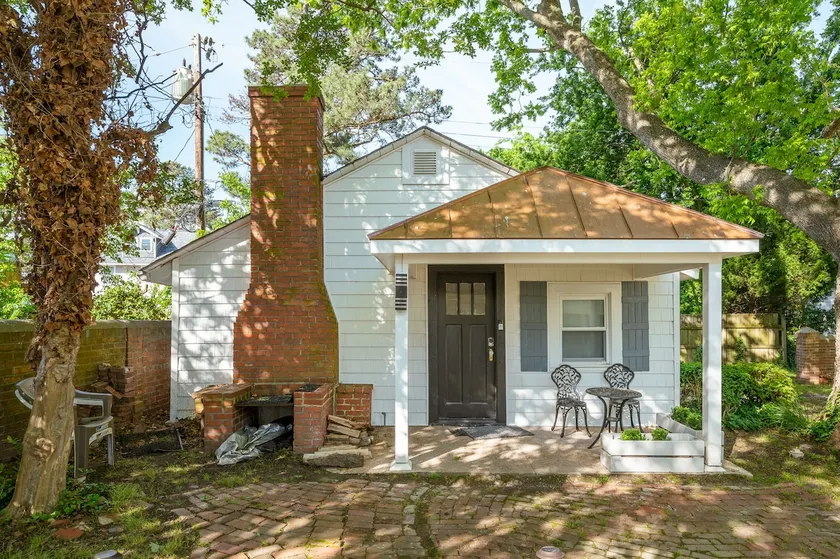 Cute guest house in beautiful Wythe! Great rates! - Image 1