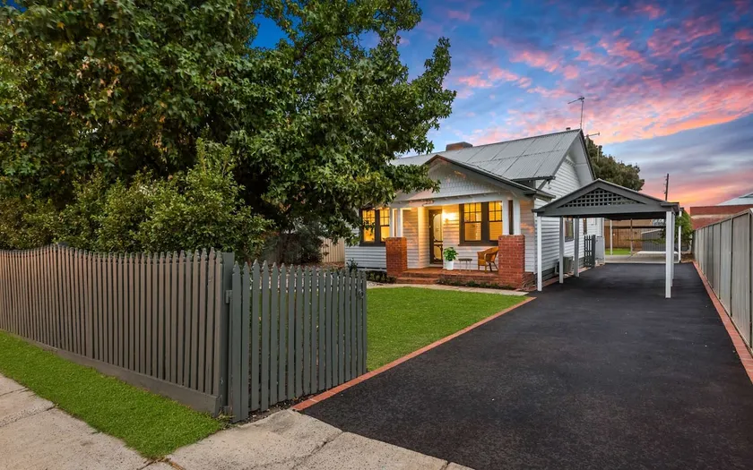 Cosy Bendigo Retreat - Unique Stay - Close to town - Image 1